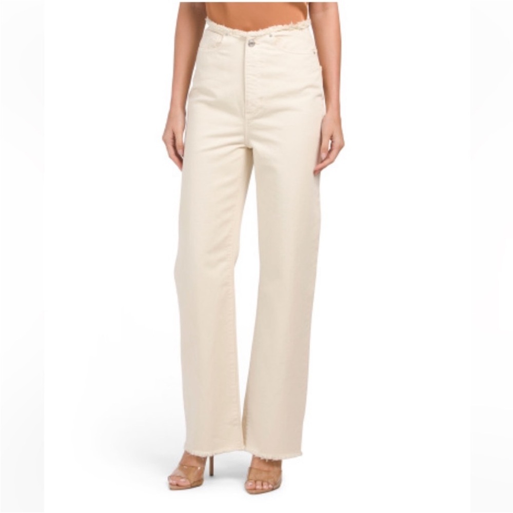 WeWoreWhat Frayed Straight Leg Jeans Casual Vacation City Designer